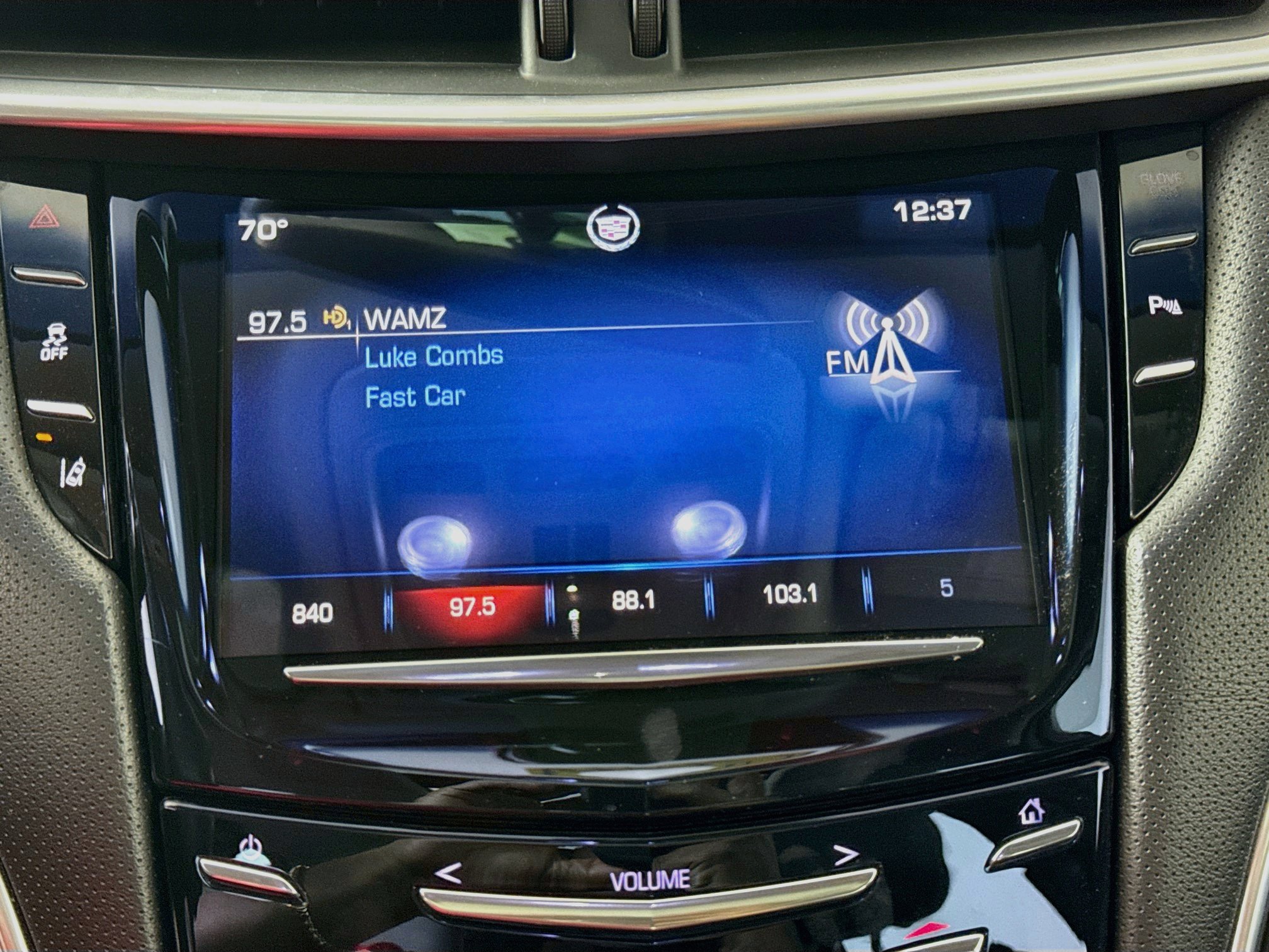 Used 2013 Cadillac XTS Luxury w/ Driver Awareness Package FWD image 15
