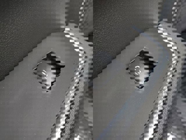 Used 2024 Chevrolet Silverado 1500 LT image 18