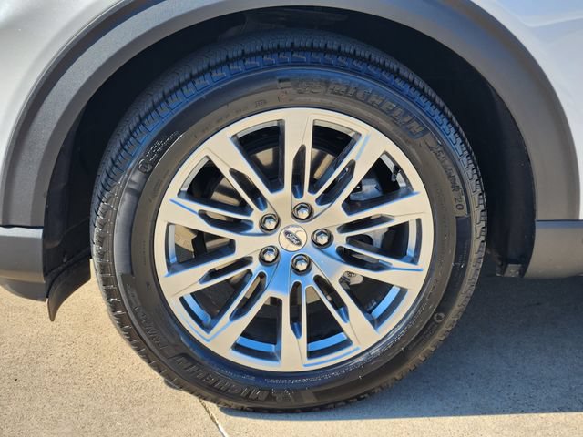Used 2025 Ford Explorer Platinum RWD image 18