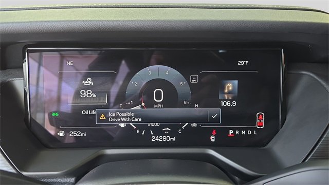 Used 2025 GMC Acadia Elevation image 10