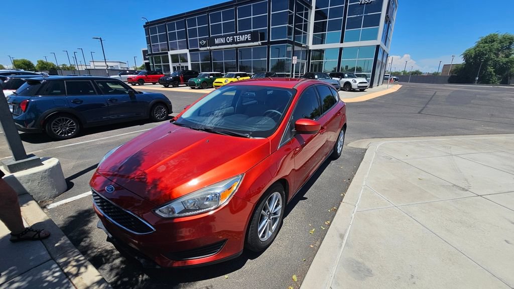 Used 2018 Ford Focus SE FWD image 3