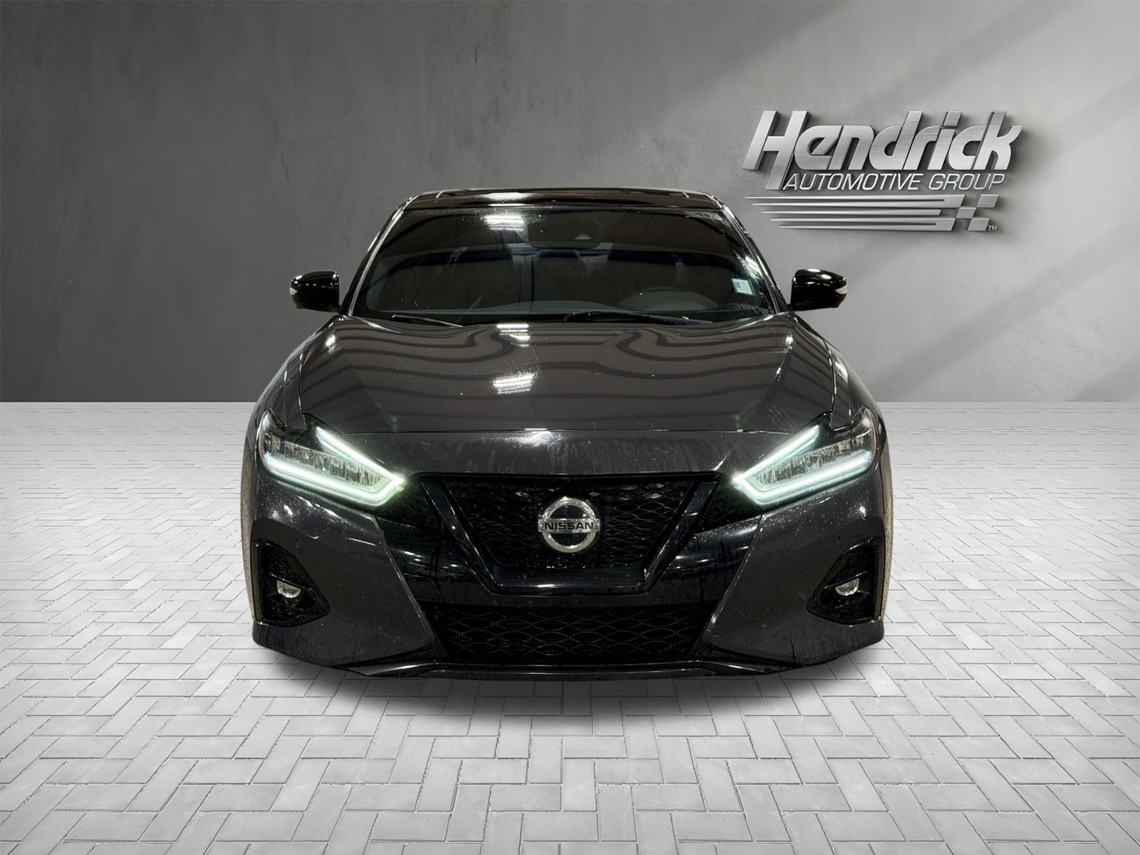 Used 2021 Nissan Maxima Platinum w/ 40th Anniversary Package FWD image 3