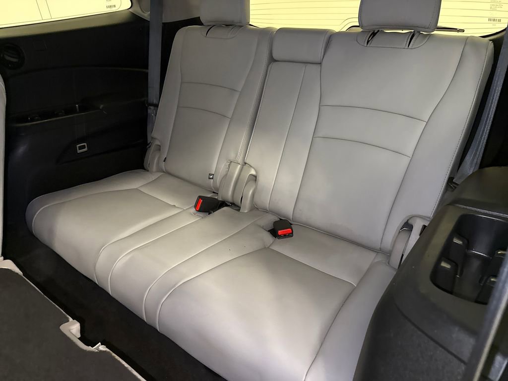 Used 2018 Honda Pilot Touring image 18