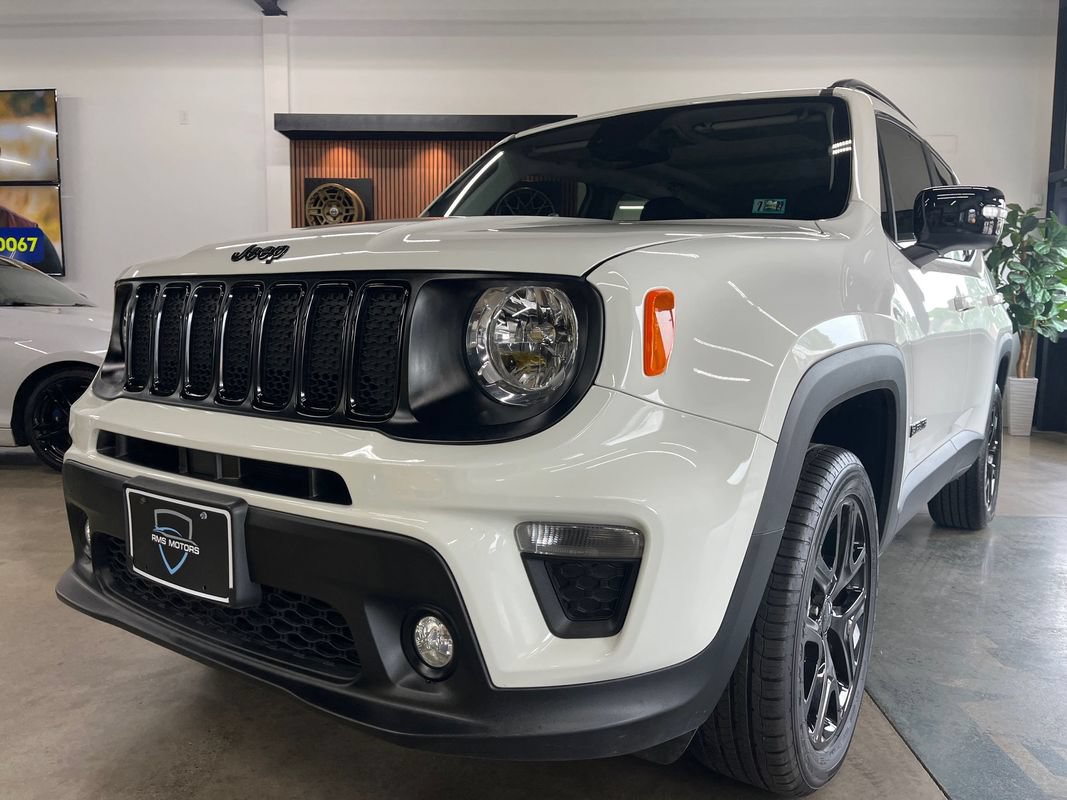 Used 2023 Jeep Renegade Altitude w/ Sun/Sound Group AWD/4WD image 57