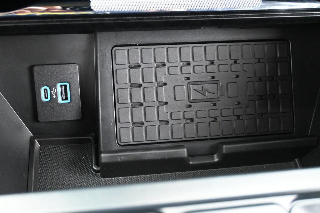 Used 2024 Ford F150 Lightning Flash AWD/4WD image 18