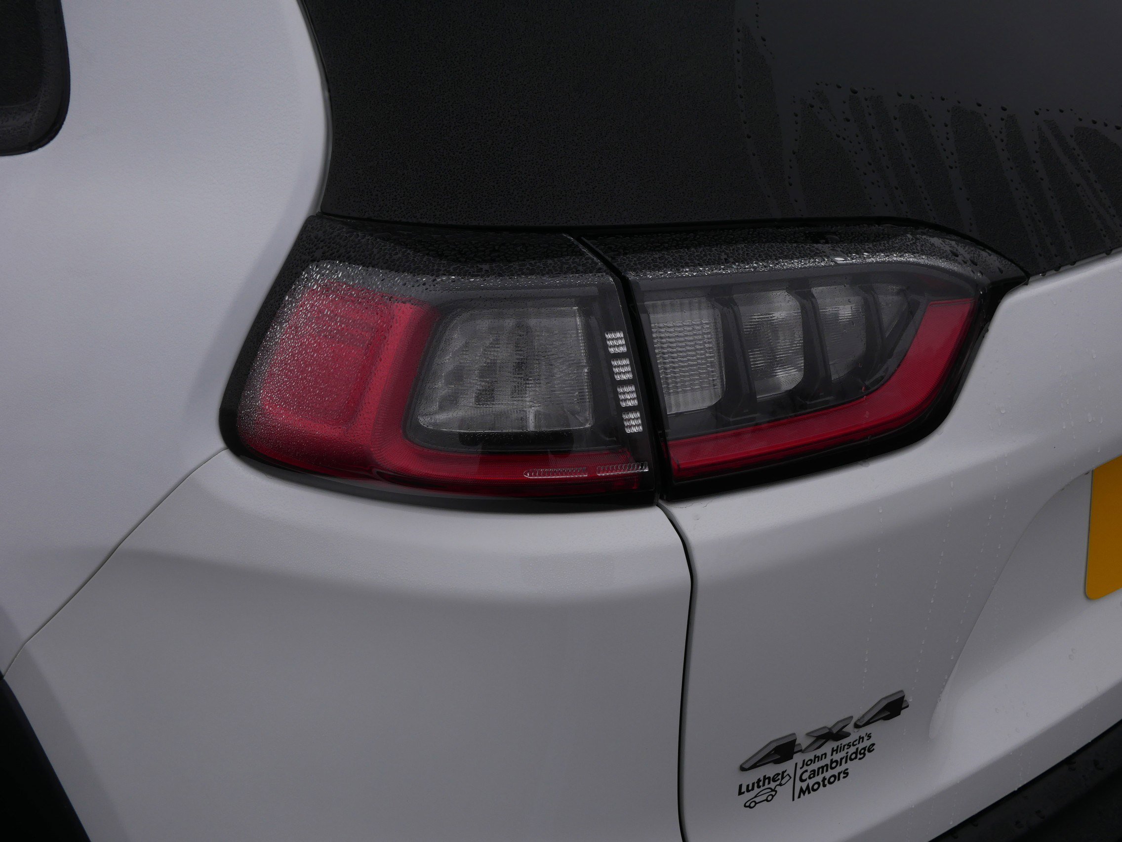 Used 2021 Jeep Cherokee Trailhawk image 17