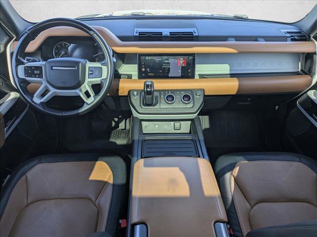 Certified 2023 Land Rover Defender 110 X-Dynamic SE AWD/4WD image 19