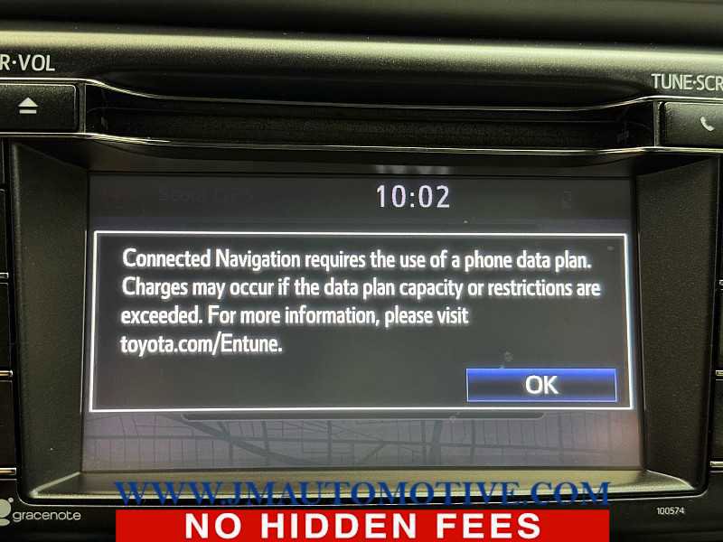 Used 2018 Toyota RAV4 XLE image 26