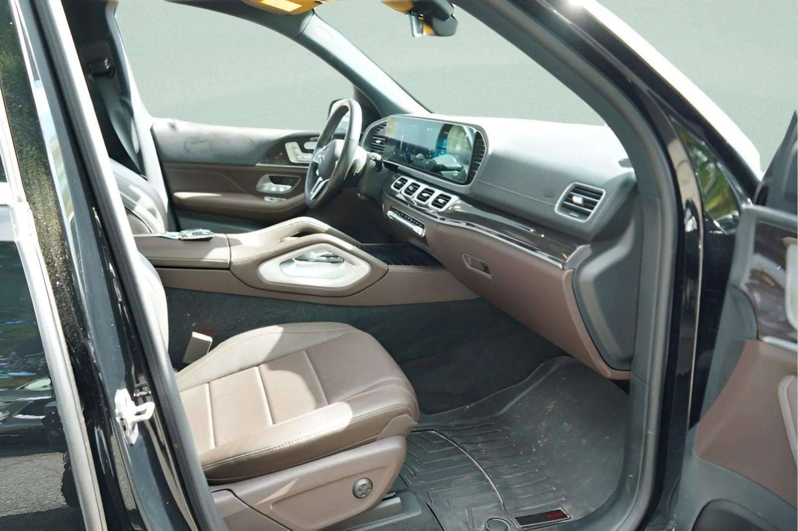 Used 2022 Mercedes-Benz GLS 450 4MATIC image 51