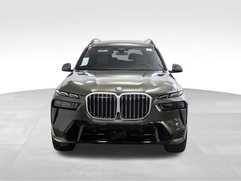 Used 2025 BMW X7 xDrive40i w/ M Sport Package image 8