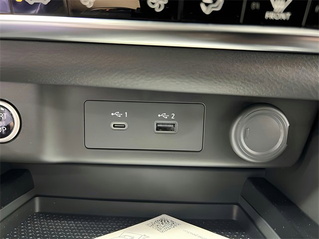 Used 2023 Nissan Rogue SV w/ SV Premium Package image 52