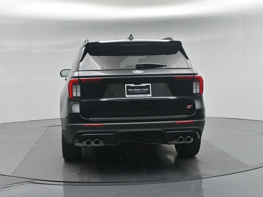 New 2026 Ford Explorer ST RWD image 30