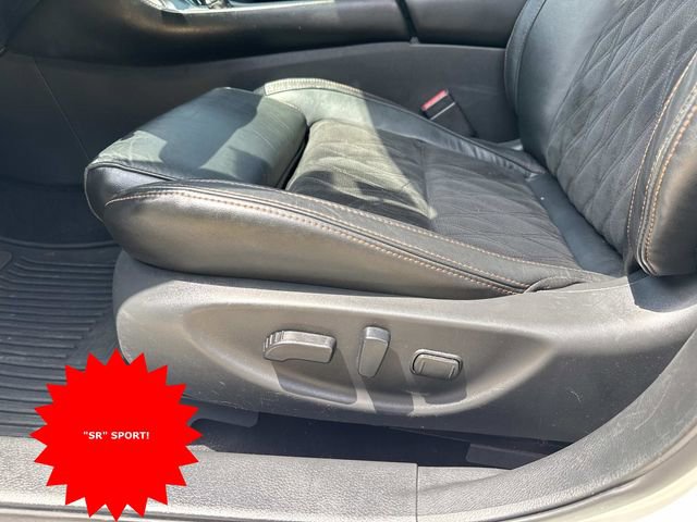 Used 2023 Nissan Maxima SR w/ Sport Mat Group image 11