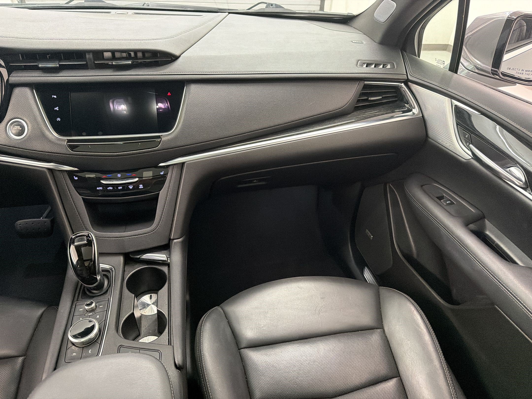 Used 2022 Cadillac XT5 Premium Luxury w/ Technology Package FWD image 31