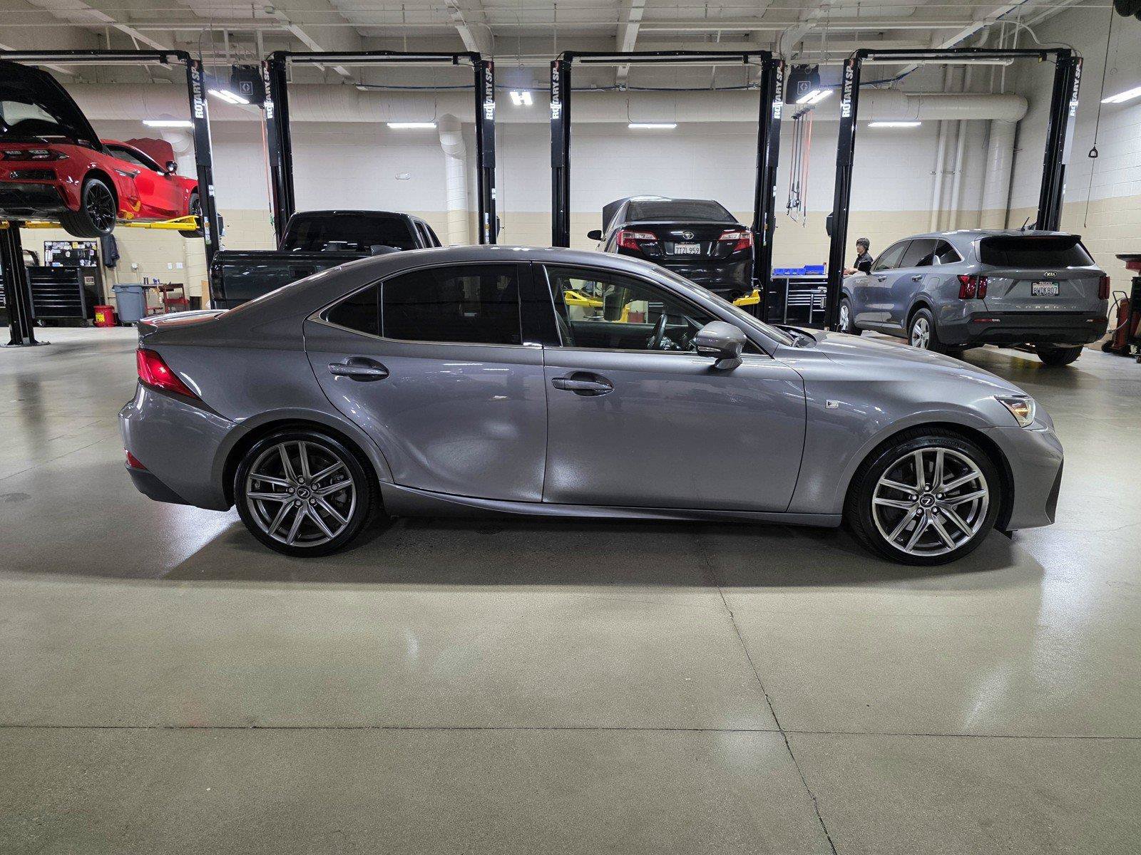Used 2017 Lexus IS 350 F Sport w/ F Sport Package RWD image 8