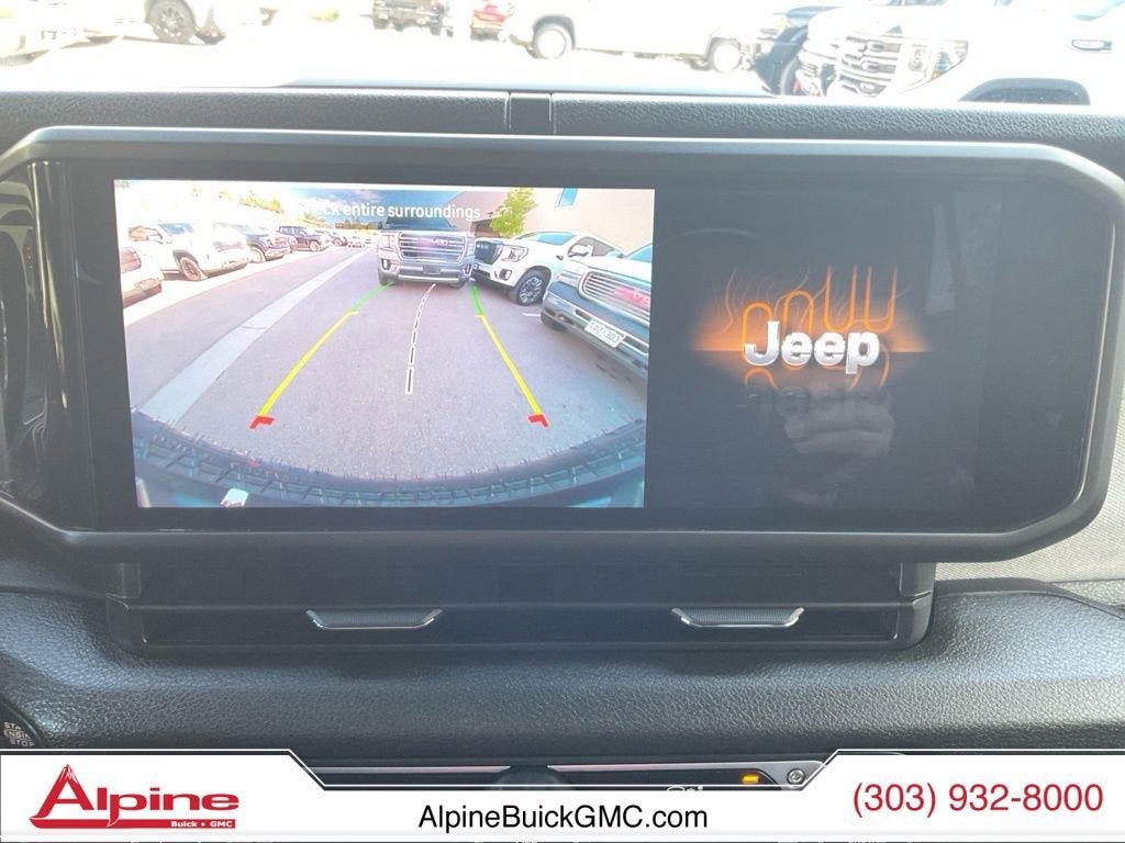 Used 2025 Jeep Wrangler Unlimited Sport AWD/4WD image 19