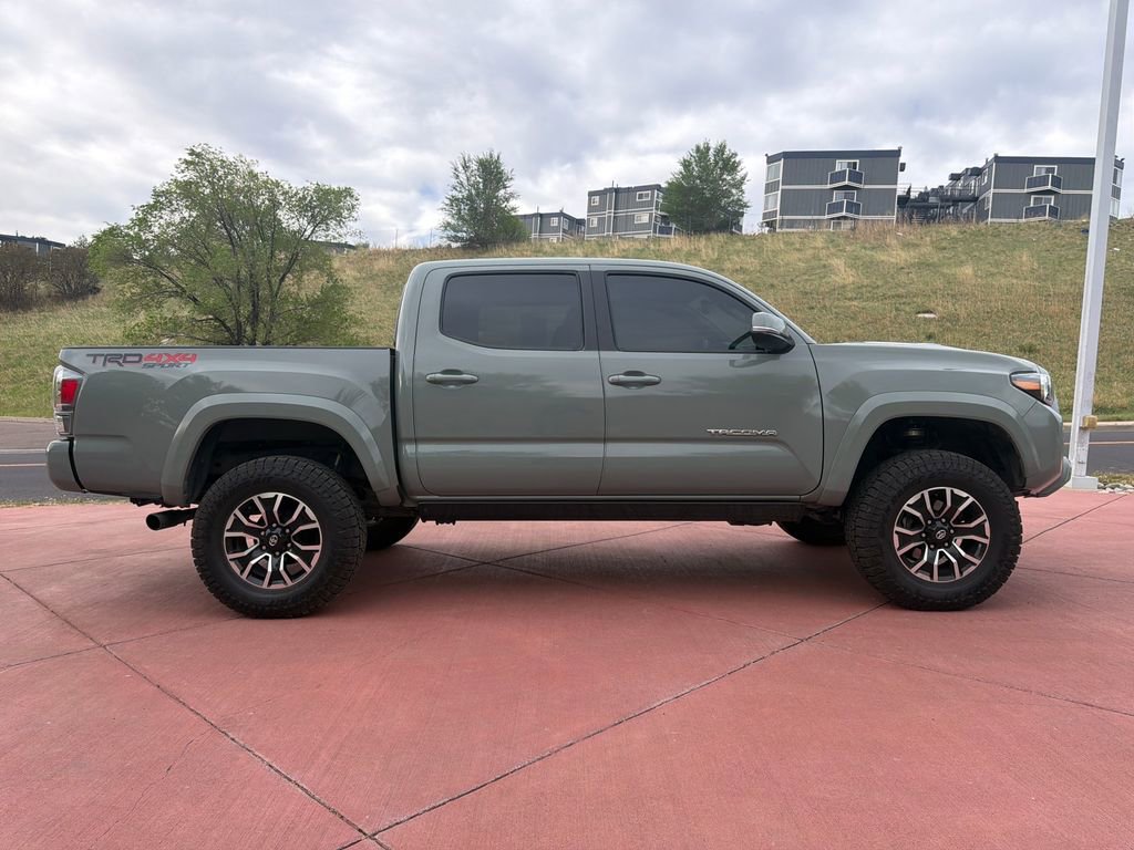 Used 2023 Toyota Tacoma TRD Sport w/ TRD Premium Sport Package AWD/4WD image 8