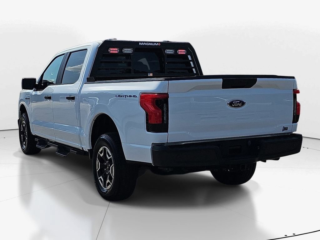 Used 2023 Ford F150 Lightning Pro image 7