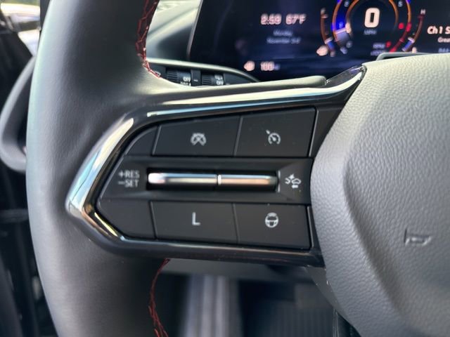 Used 2024 Chevrolet Traverse RS image 13