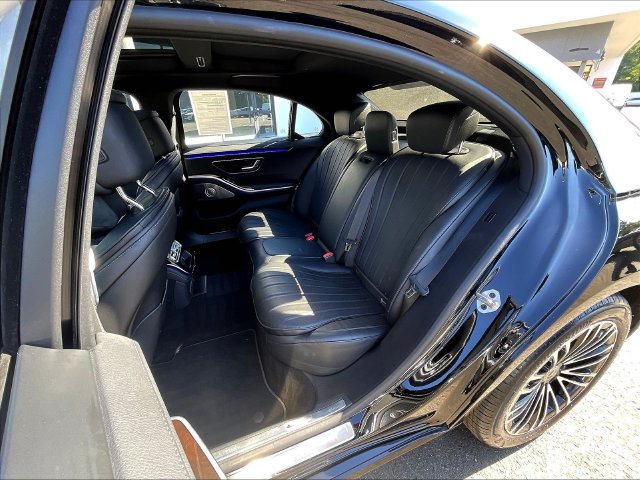 Certified 2023 Mercedes-Benz S 500 4MATIC image 24