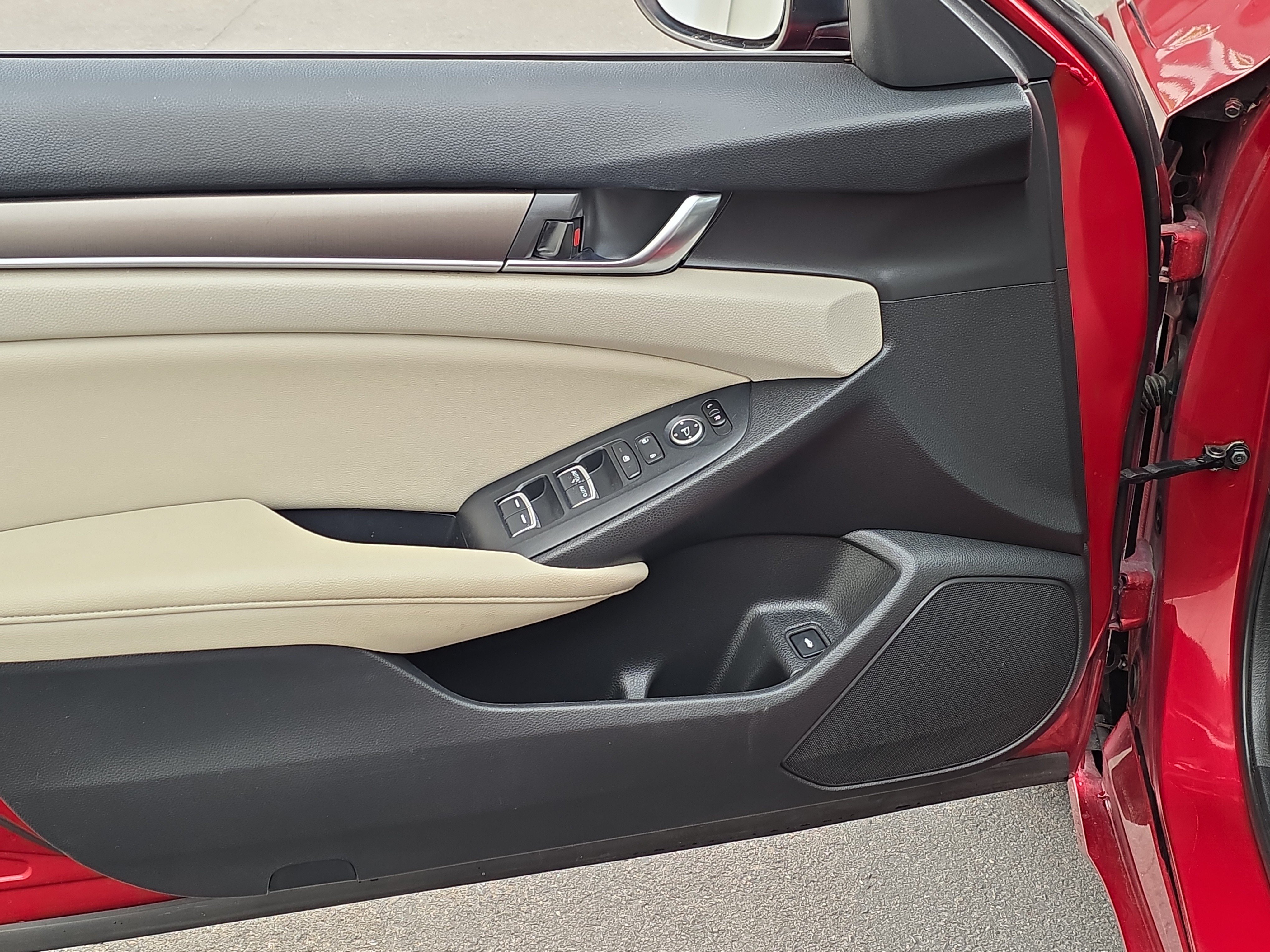 Used 2020 Honda Accord LX image 9