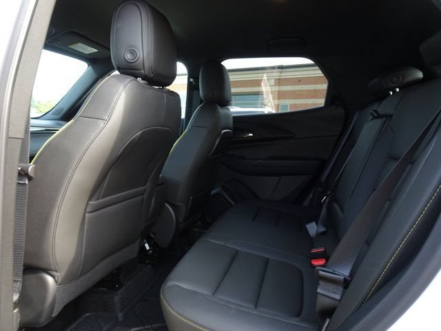 Used 2024 Chevrolet TrailBlazer ACTIV w/ Driver Confidence Package FWD image 16
