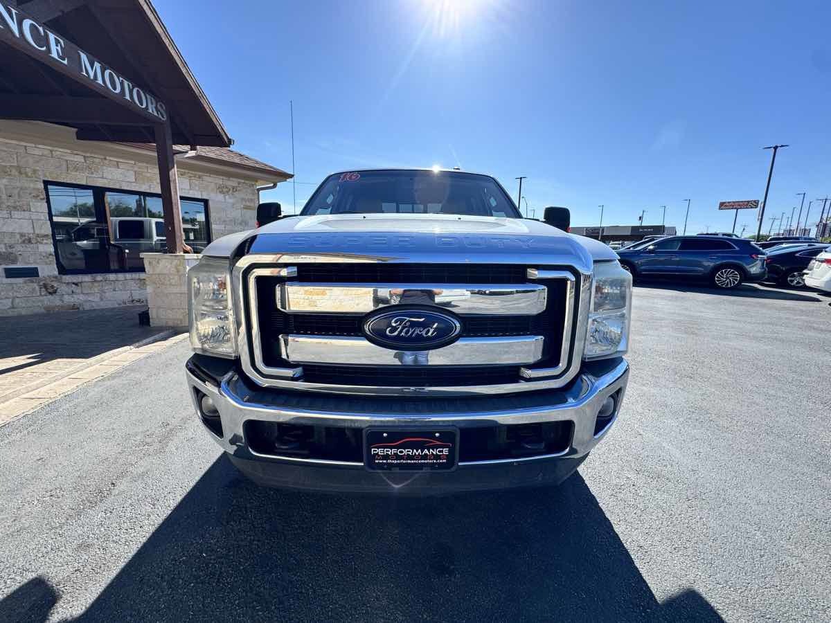 Used 2016 Ford F250 Lariat w/ Lariat Interior Package image 5