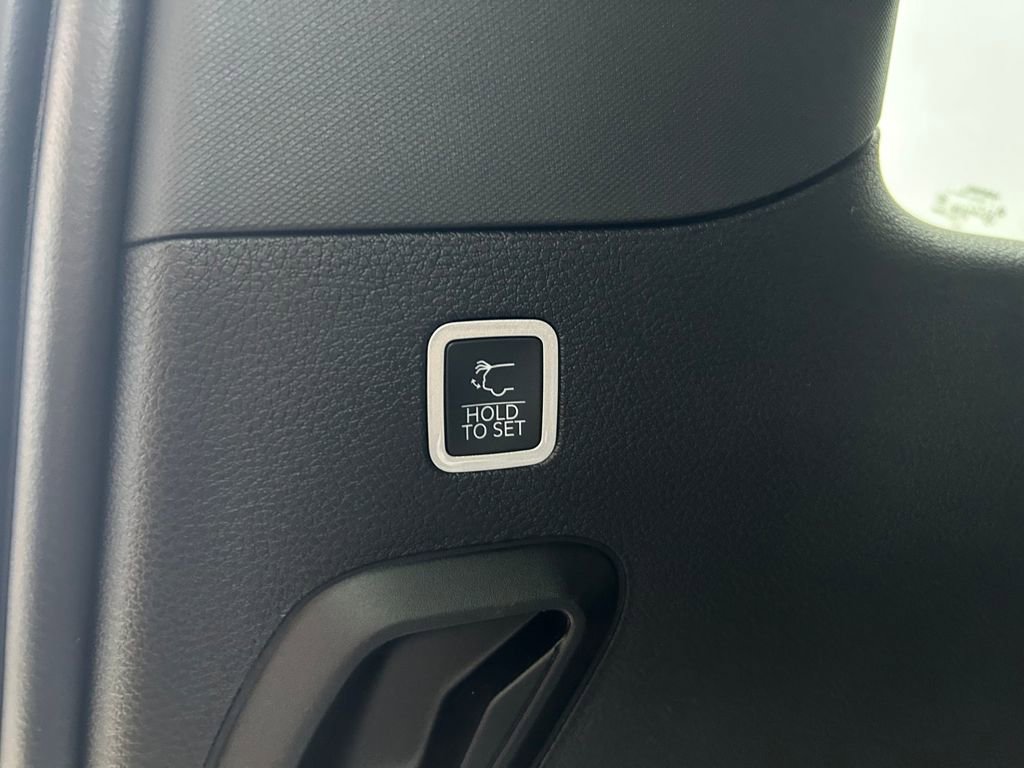 New 2026 Jeep Grand Wagoneer Summit w/ Premium Group III image 30