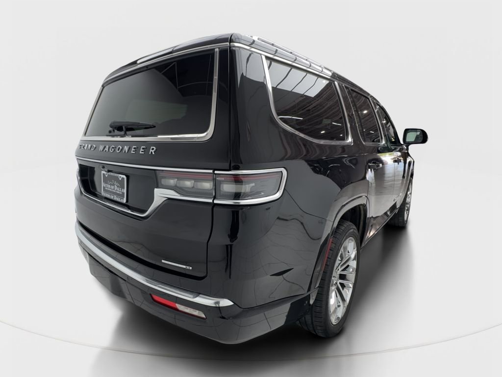 Used 2023 Jeep Grand Wagoneer Series II w/ Flexible Seating Group AWD/4WD image 7