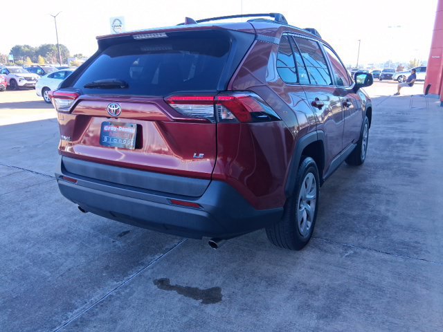 Used 2019 Toyota RAV4 LE FWD image 8