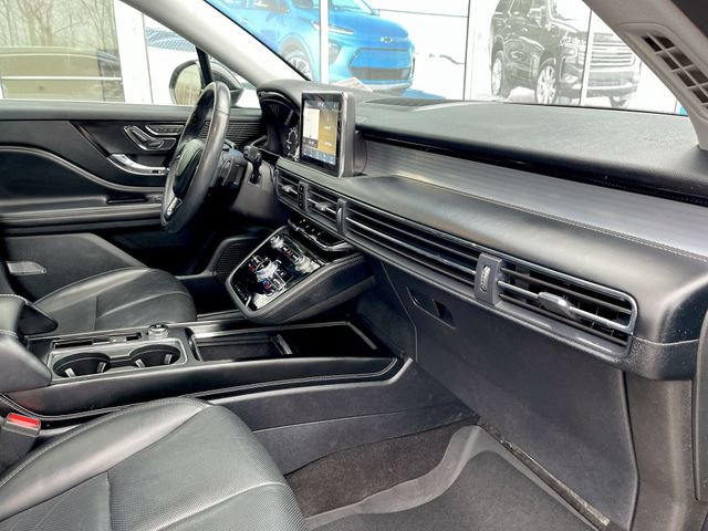 Used 2021 Lincoln Corsair FWD w/ Premium Package image 29