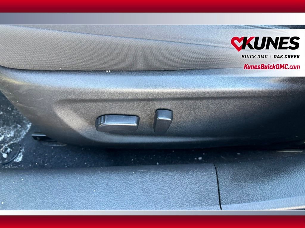 Used 2024 Nissan Altima 2.5 SV image 13