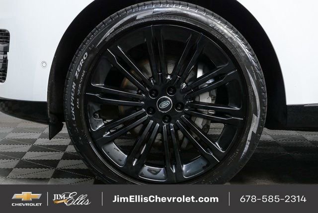 Used 2024 Land Rover Range Rover SE image 39