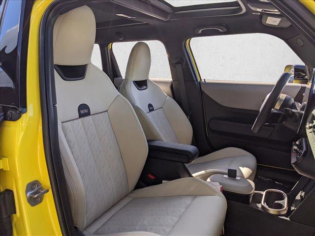 Certified 2025 MINI Cooper S image 19