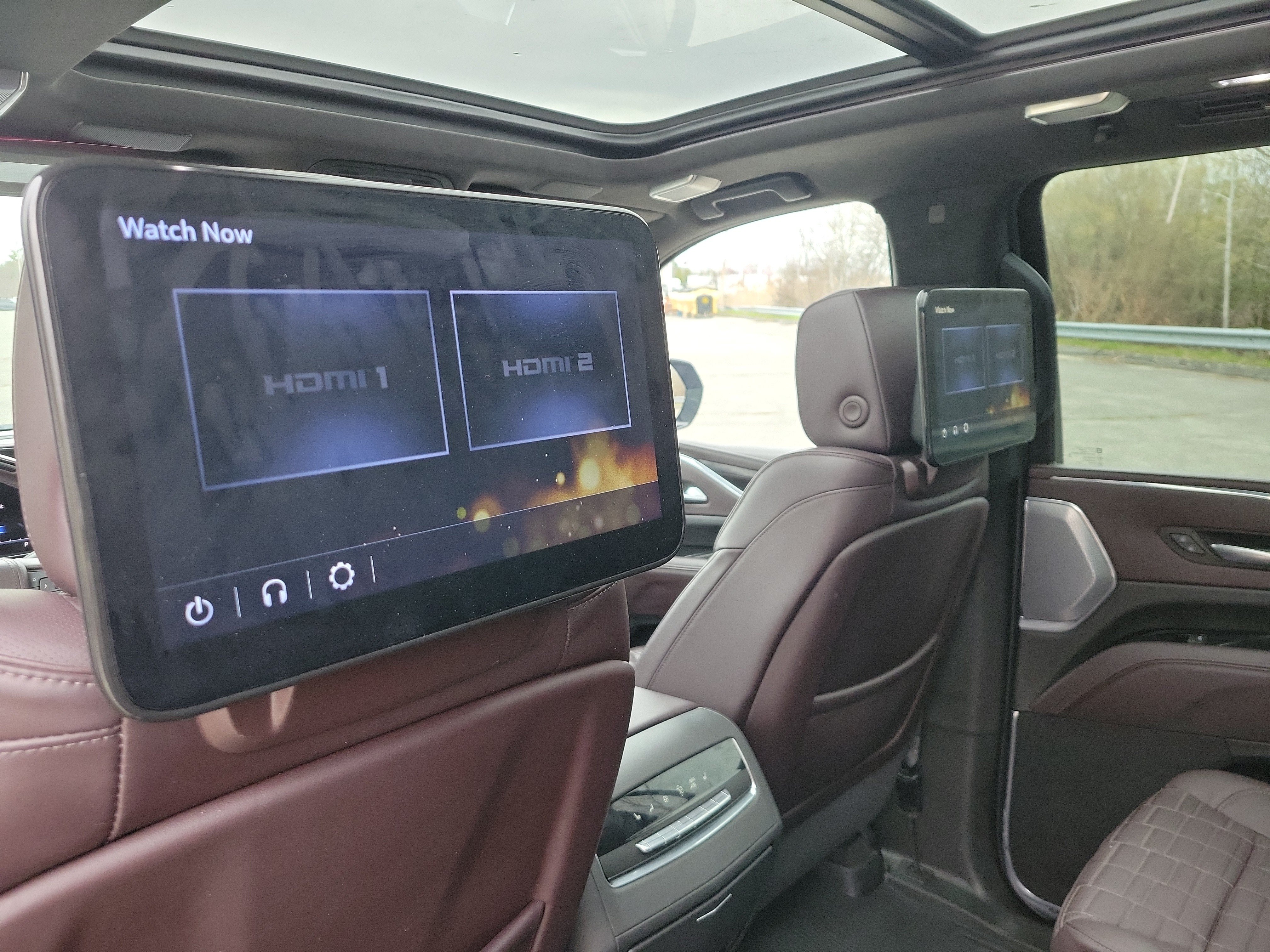 Certified 2024 Cadillac Escalade ESV Sport Platinum w/ LPO, ONYX Package AWD/4WD image 31