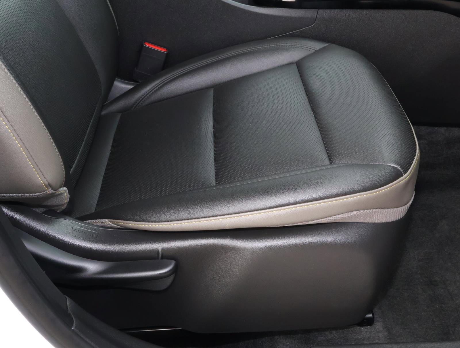 Used 2025 Chevrolet Trax ACTIV image 19