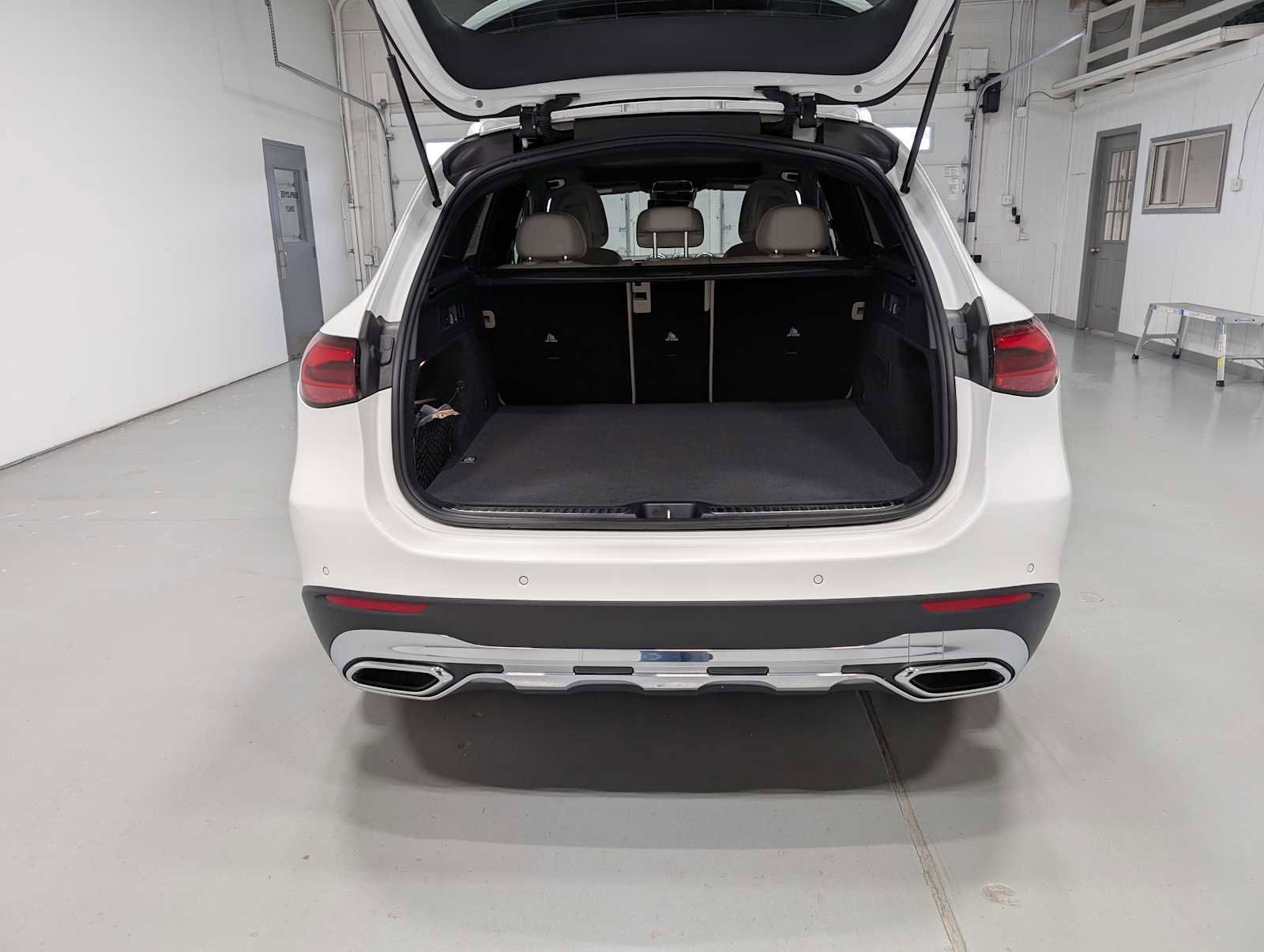 Certified 2026 Mercedes-Benz GLC 300 4MATIC image 39