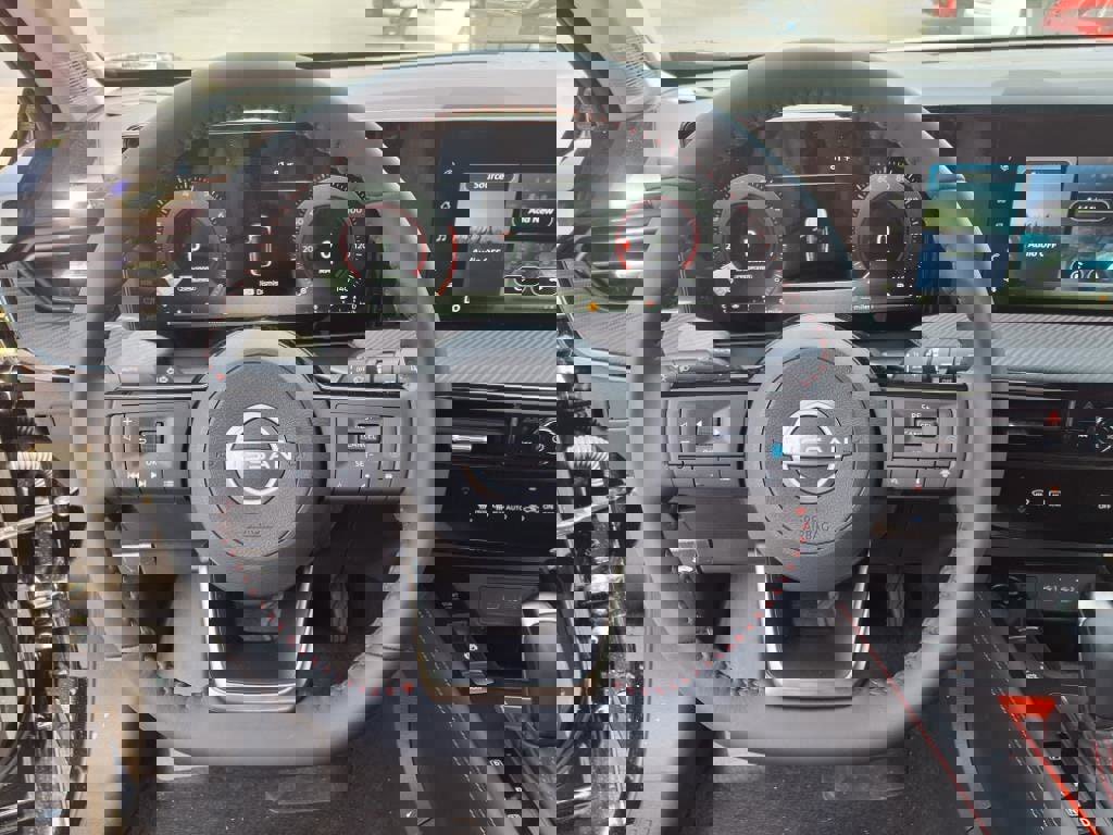 New 2025 Nissan Kicks SR image 12