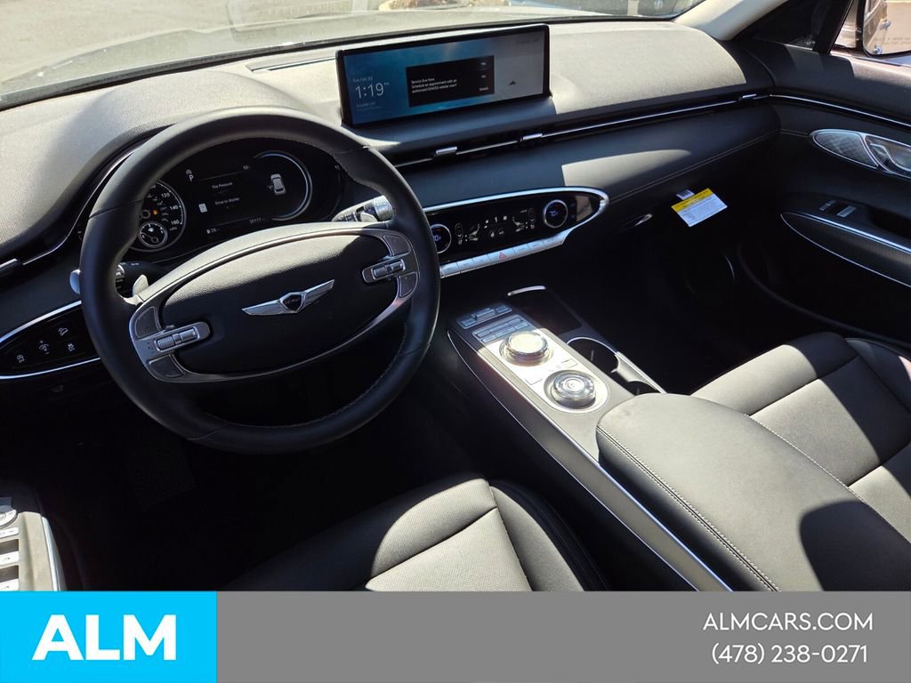 Used 2024 Genesis GV70 2.5T w/ Select Package image 8