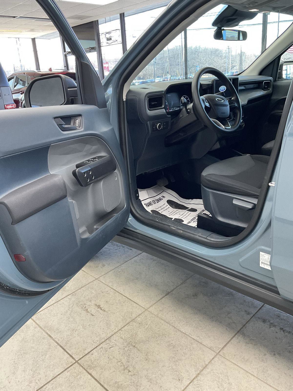 Used 2022 Ford Maverick XL w/ Equipment Group 100A Standard image 25