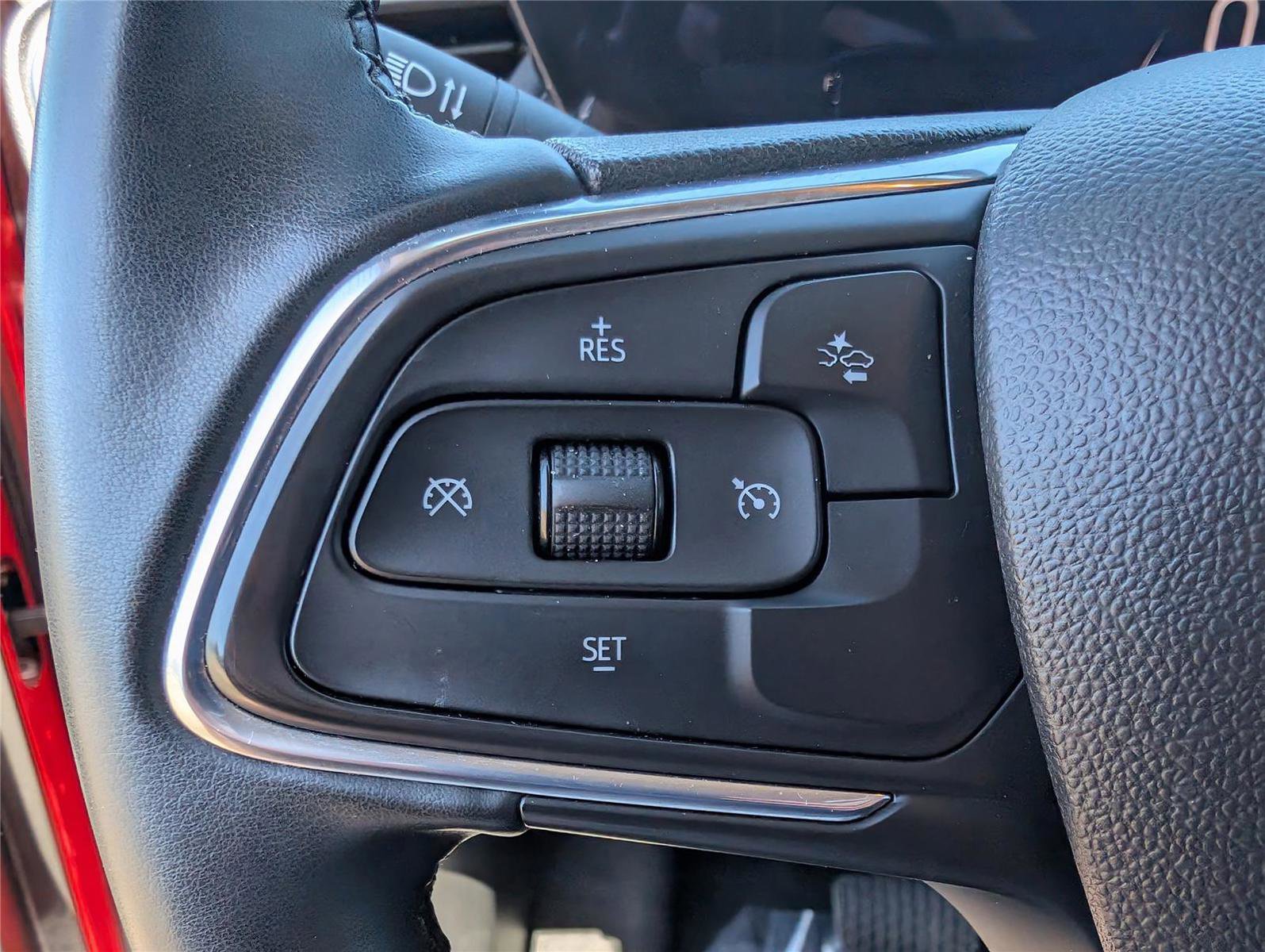 Used 2024 Buick Encore GX Sport Touring image 25