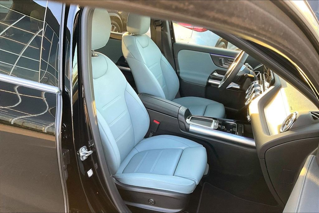 Used 2026 Mercedes-Benz GLA 250 4MATIC image 7