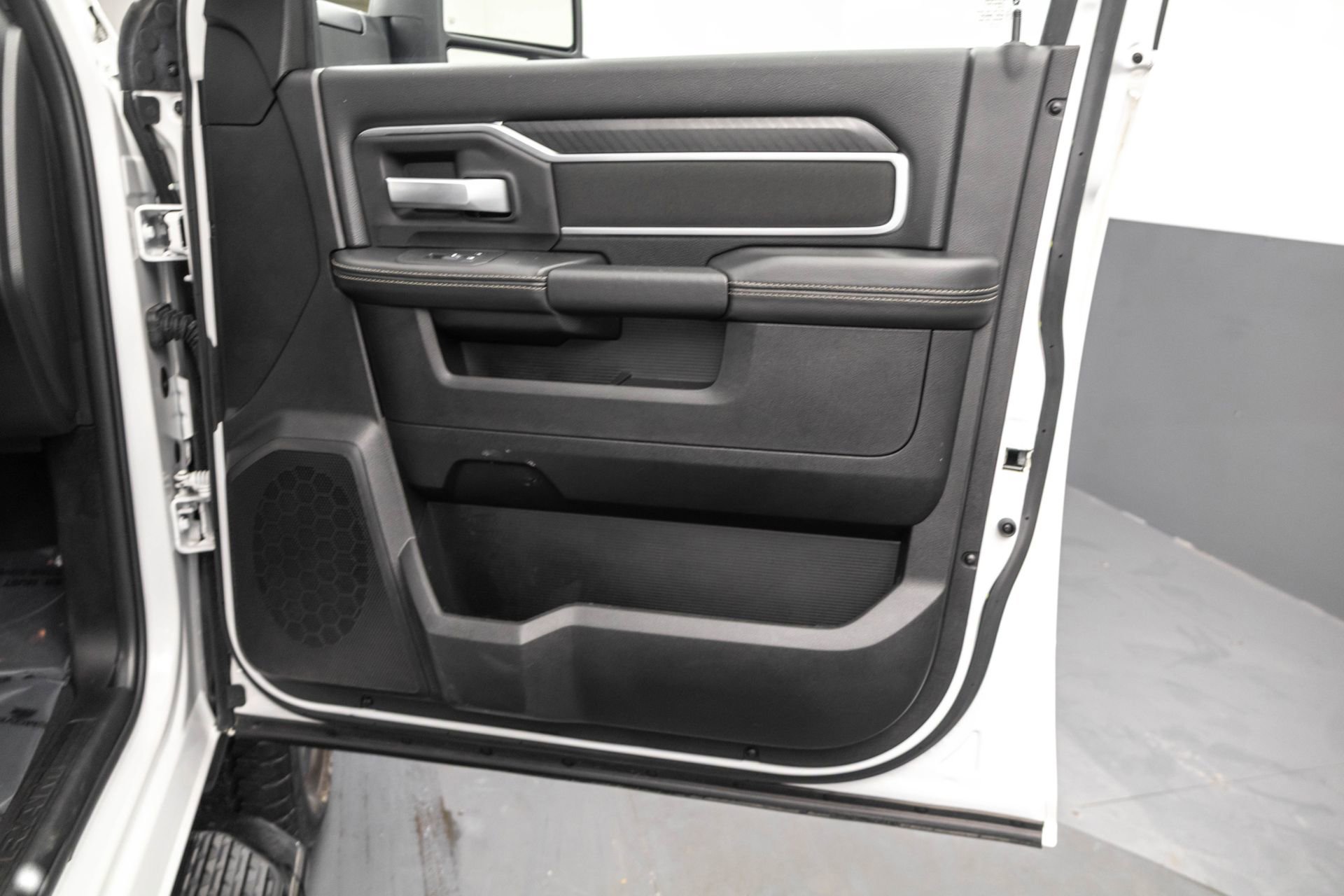 Used 2025 RAM 2500 Big Horn image 46