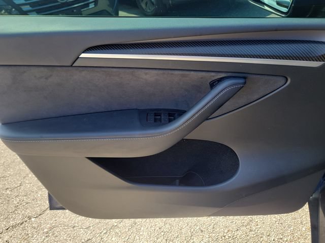 Used 2022 Tesla Model Y Performance AWD/4WD image 17