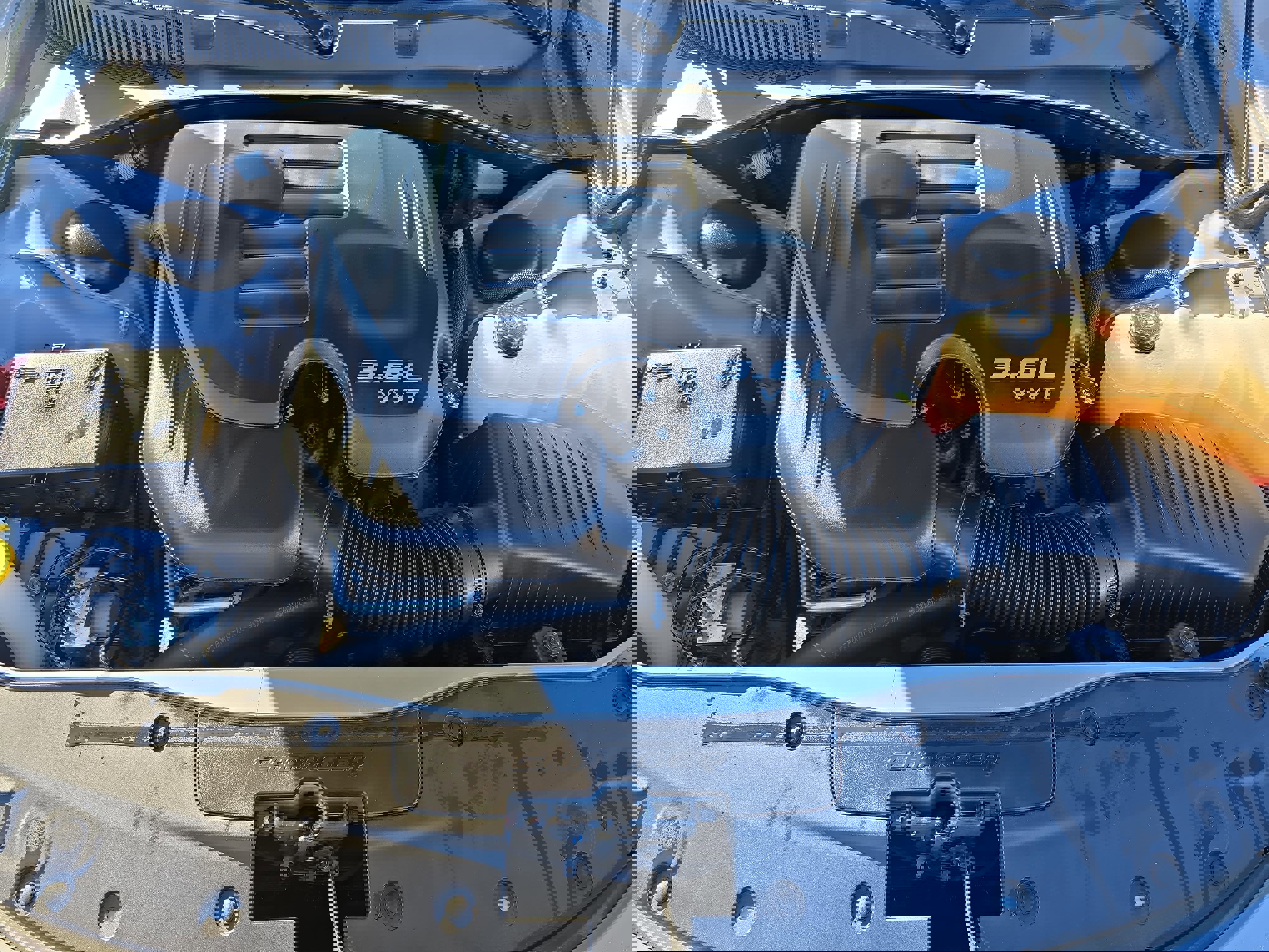 Used 2022 Dodge Charger SXT w/ Blacktop Package image 25