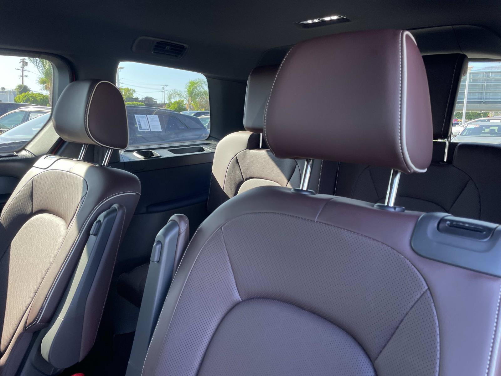 Certified 2025 Volkswagen ID. Buzz Pro S Plus AWD/4WD image 22