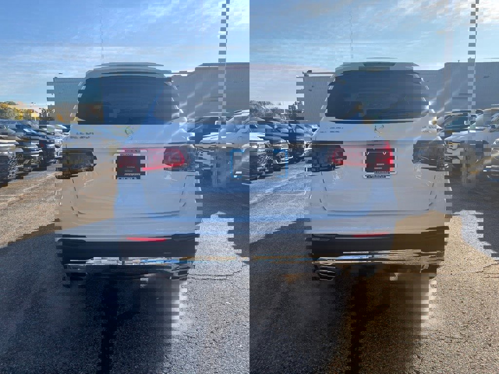 Used 2022 Mercedes-Benz GLC 300 4MATIC image 5