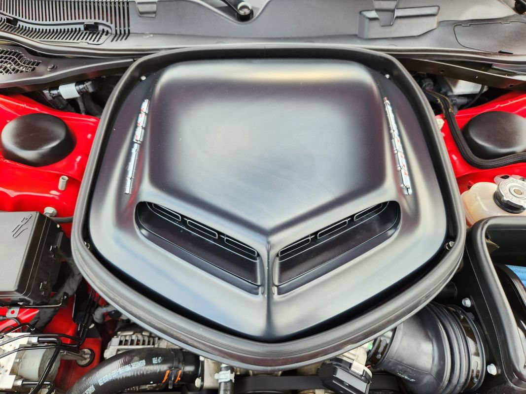 Used 2016 Dodge Challenger R/T Scat Pack RWD image 36