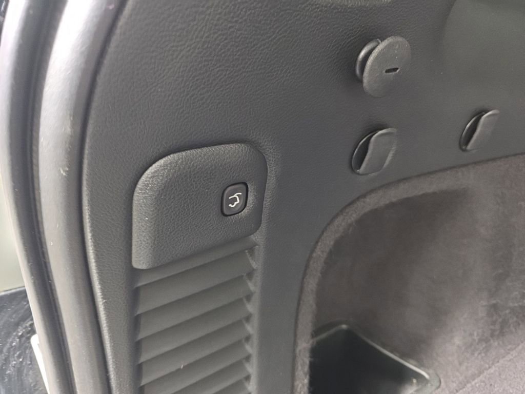 Used 2018 Jeep Grand Cherokee Summit w/ Platinum Series Group image 40