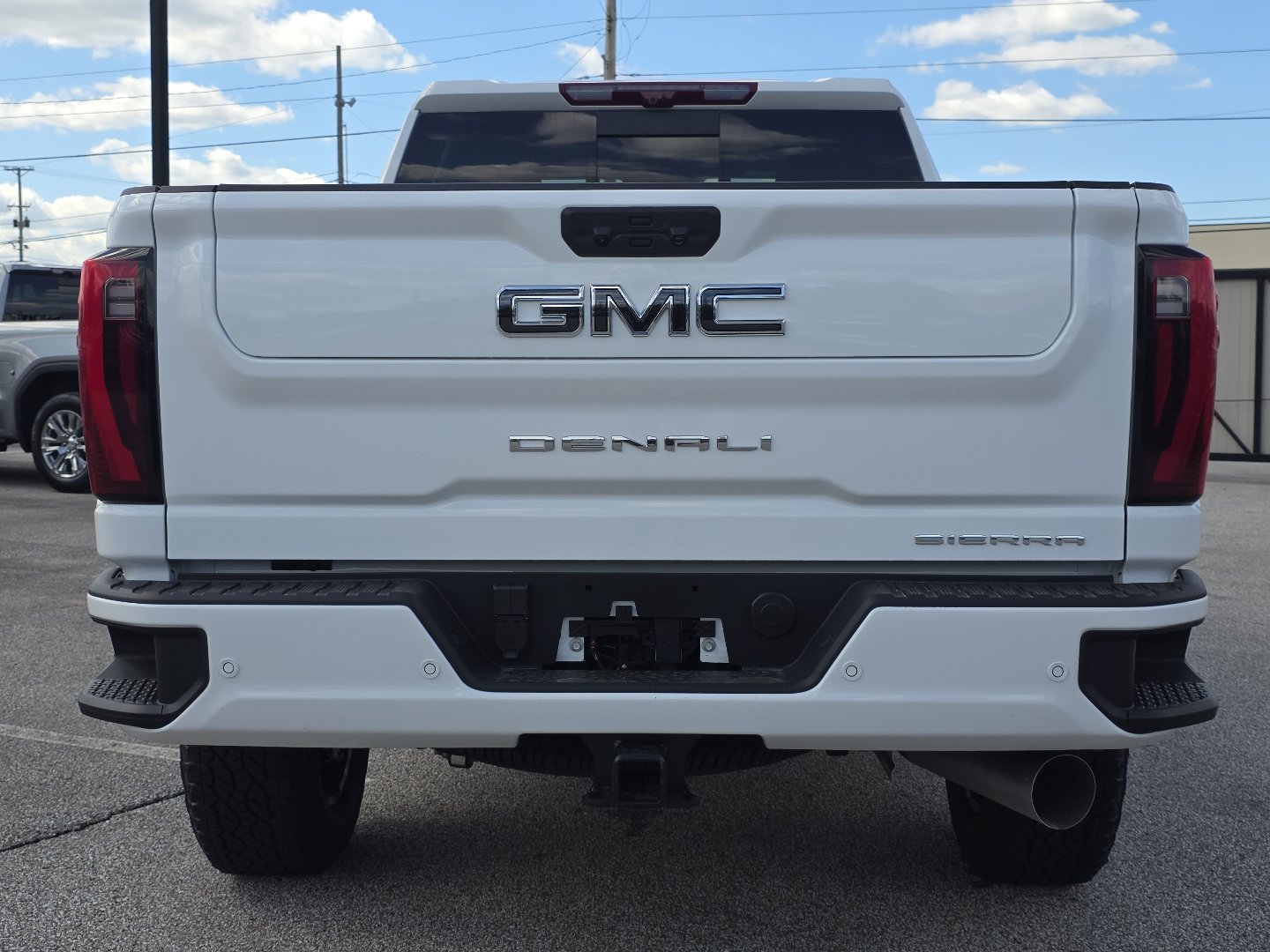 New 2026 GMC Sierra 2500 Denali Ultimate AWD/4WD image 18